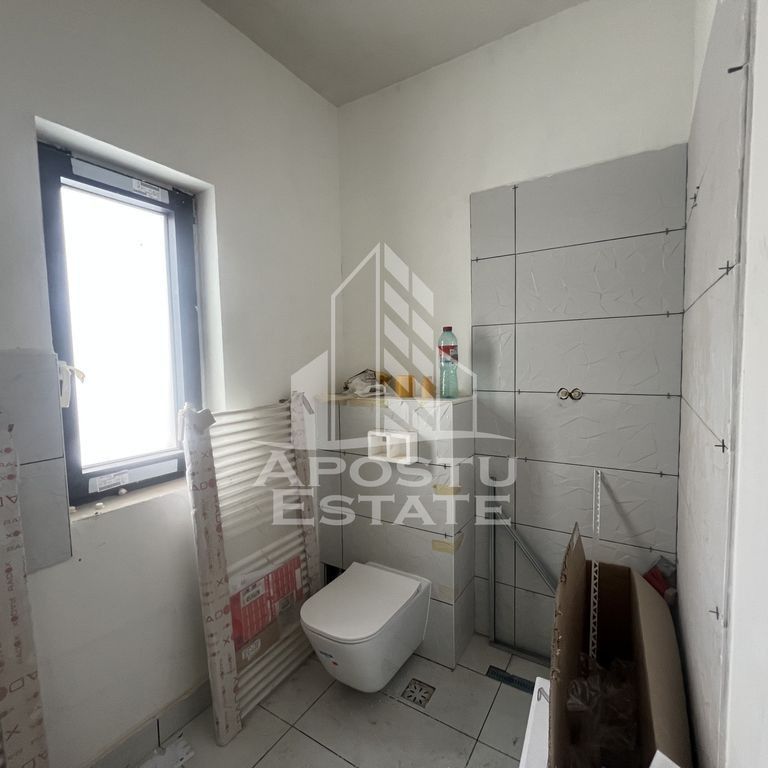 De închiriat vila cu pozitie excelenta, ptr locuit sau sediu firma - Photo 1