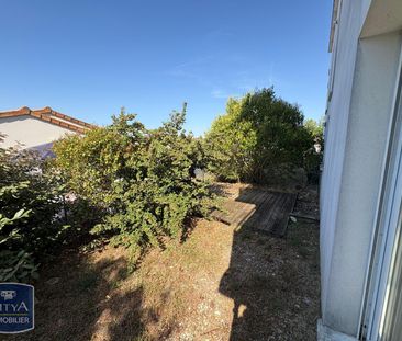 Location Appartement 2 pièces 35m² FLEAC 16730 - Photo 6