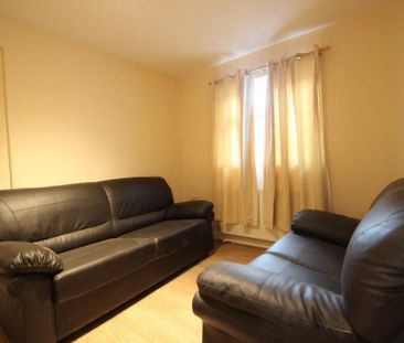 5 bedroom semi-detached house to rent - Photo 1