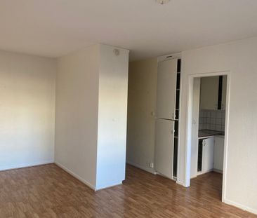 Hjälmarvägen, Örebro - Photo 1