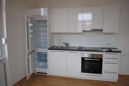Großzügige Mietwohnung (72m²) mit 2 Schlafzimmern im Zentrum von Fürstenfeld! - Photo 2