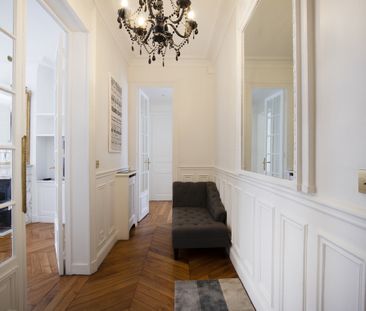 Appartement à louer rue Mariotte, Paris 17ème - Photo 1