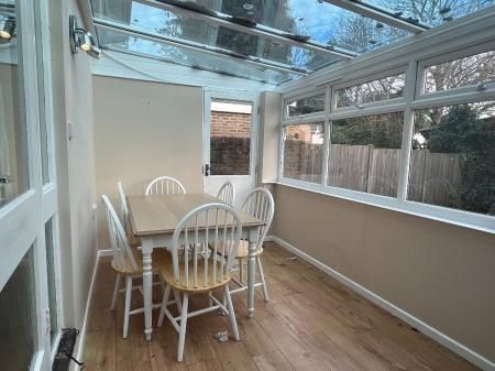 Kemsing Gardens, Canterbury, CT2 - Photo 2