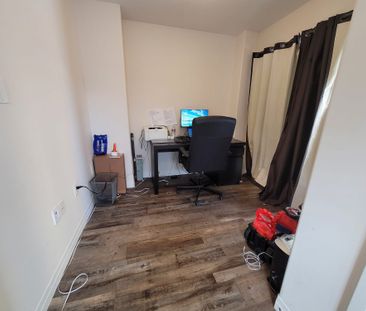 For Lease - 6 Pringle Lane, Hamilton, Ontario - Photo 3