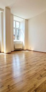 Pronájem bytu 2+1 67 m2 - Fotografie 3