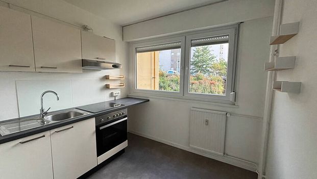 A louer superbe Appartement type F2 avec Ascenseur - Photo 1