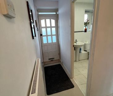 Room in a Shared Flat, Shenstone House, SW16 - Photo 6
