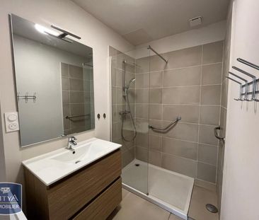 Location Appartement 2 pièces 51m² SAUVIAN 34410 - Photo 4
