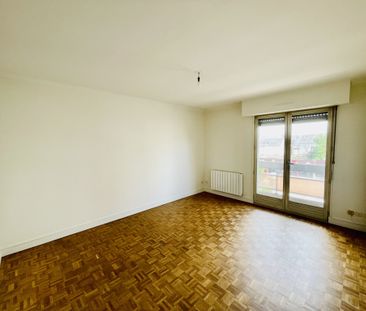 Location Appartement 2 pièces 56m² CHATELLERAULT 86100 - Photo 1