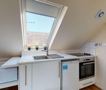 Studio to rent - Photo 1