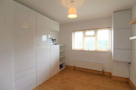 2 bedroom semi-detached house to rent - Photo 5