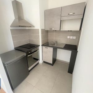 Location Appartement 2 pièces 47m² DIJON 21000 - Photo 2