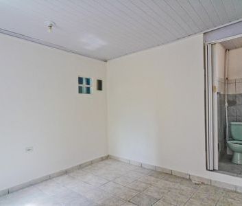 Casa para alugar com 45m², 1 quarto e sem vaga - Foto 1