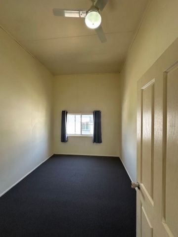 1/42 Ford Street, Hermit Park - Photo 3