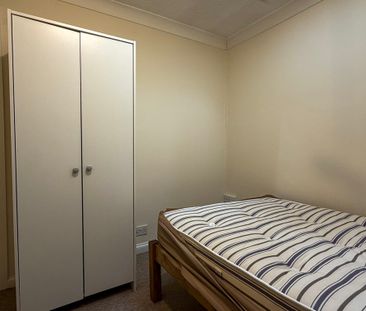 Room 4, Lisburn Road - Photo 1