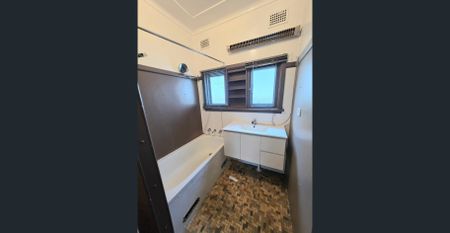 Spacious 3-Bedroom Family Home in the Heart of Roselands - Photo 5