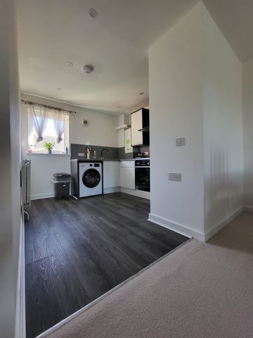 223T - Castleview Drive, Edinburgh, EH16 4BF - Photo 5