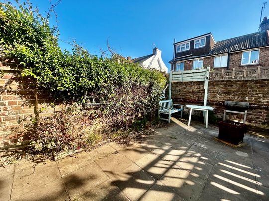 room to rent Lanfranc Road - Photo 1