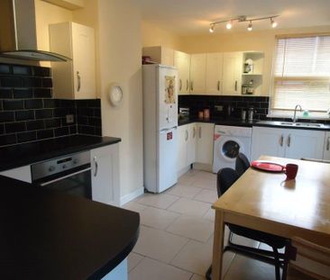 4 bedroom house to rent - Photo 1