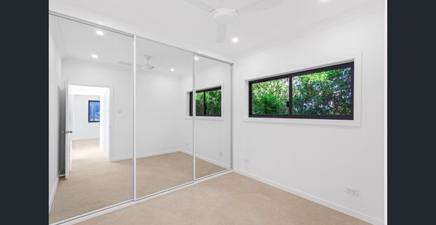 Brand New Garden Villa with Modern Finishes - Photo 1