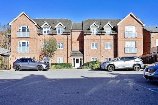 Vale Road, Bushey, WD23 - Photo 1