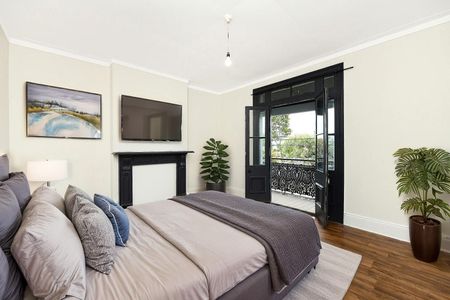 Discover Your Dream Victorian Terrace! - Photo 2