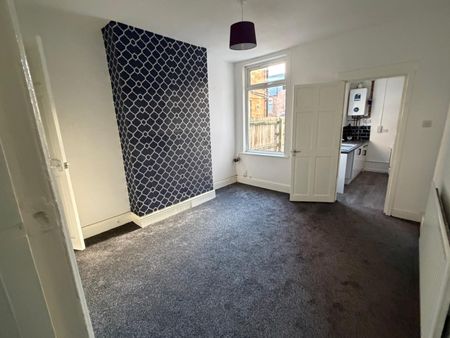 2 Bedroom property in LE3 Area - Photo 2