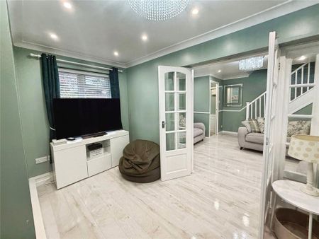 3 bedroom terraced house to rent - Photo 3