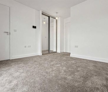 4 bedroom terraced house to rent - Photo 3