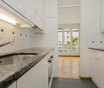 Charmante Maisonettewohnung an zentraler Lage in Bern - Photo 4