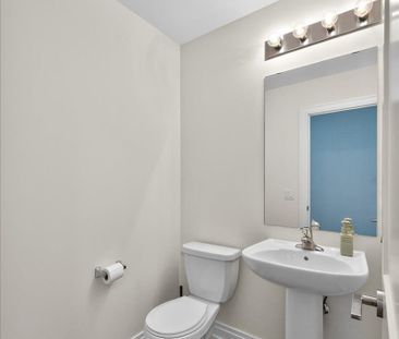 For Lease - 43 Kenesky Drive, Hamilton, Ontario - Photo 4