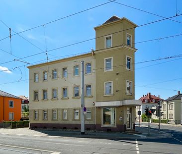 Individuell geschnittene DG-Wohnung in Dresden-Cotta! - Photo 2