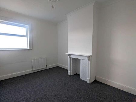 Ryde, Isle Of Wight, PO33 - Photo 2