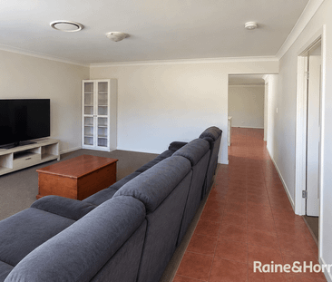 Spacious Family Home with Room to Enjoy - Photo 2