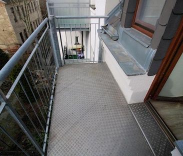 Große 2 Zimmer Wohnung im DG mit Balkon - Foto 1