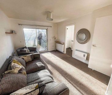 The Sanderlings, Ryhope, Sunderland, Tyne and Wear, SR2 0NU - Photo 4