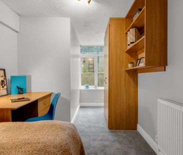 GARDEN FLAT, 246 VINERY ROAD Leeds - LS4 2LA - Photo 4