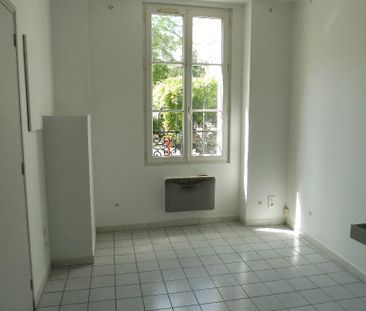 Location Appartement 2 pièces 35m² ANGOULEME 16000 - Photo 2