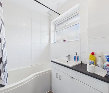 3 bedroom maisonette to rent - Photo 5