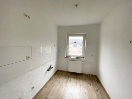 Attraktive 3-Zimmer-Wohnung mit Balkon und grüner Aussicht in Menden Lahrfeld - Photo 3