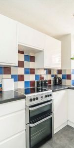 Massingberd Way, SW17 6AJ, London - Photo 4