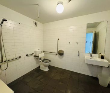 Room 4 (Non Ensuite) - Photo 1