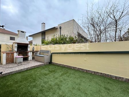 Moradia T3 em Lisboa - Photo 2