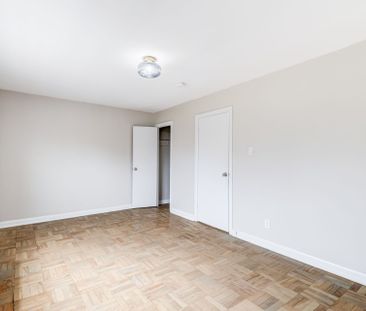 For Lease - 2846 Bloor Street Unit# 11, Toronto, Ontario - Photo 4