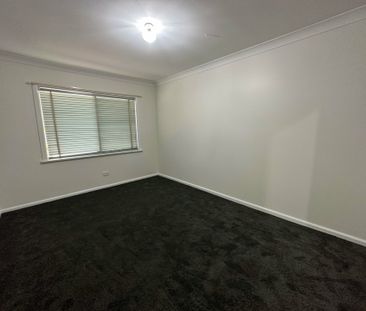 Spacious 2-Bedroom Unit in West Tamworth - Photo 1