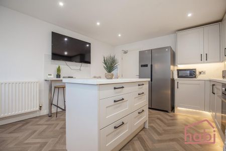 1 bedroom in a house share to rent - Photo 3