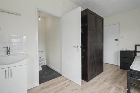 1 bedroom detached house to rent - Photo 5