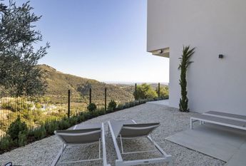 Luxury Villa for rent in Benahavís, Spain