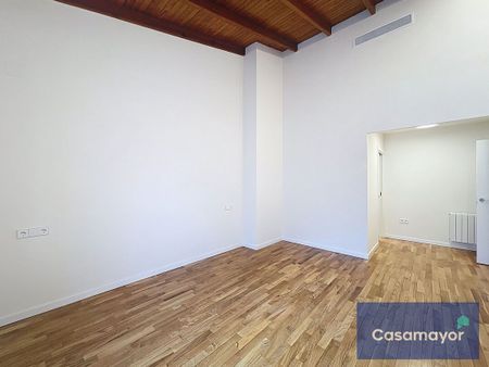 Piso de alquiler en Placa de Los Luceros 6, Barrio del Centro - Photo 3