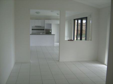 100 Rockman Drive - Photo 3